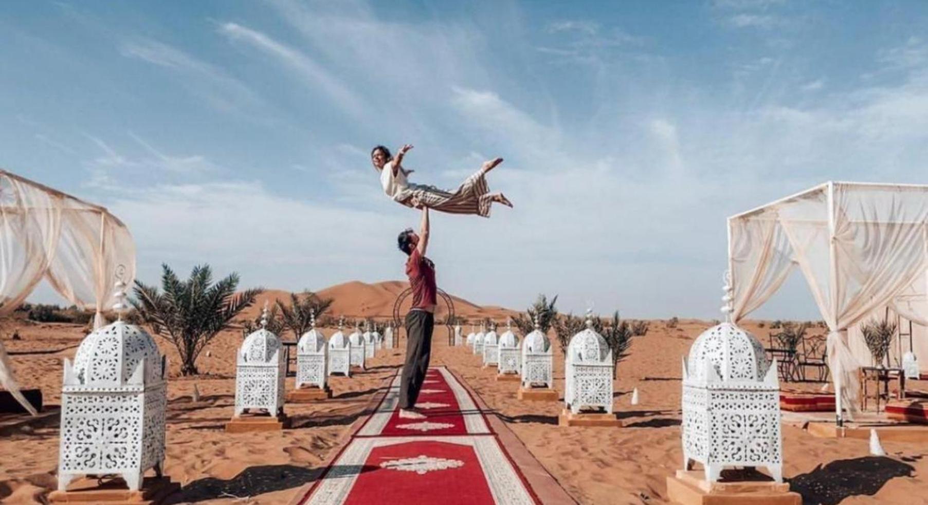 Bed and Breakfast Luxury Bedouin Camp Merzouga Exterior foto