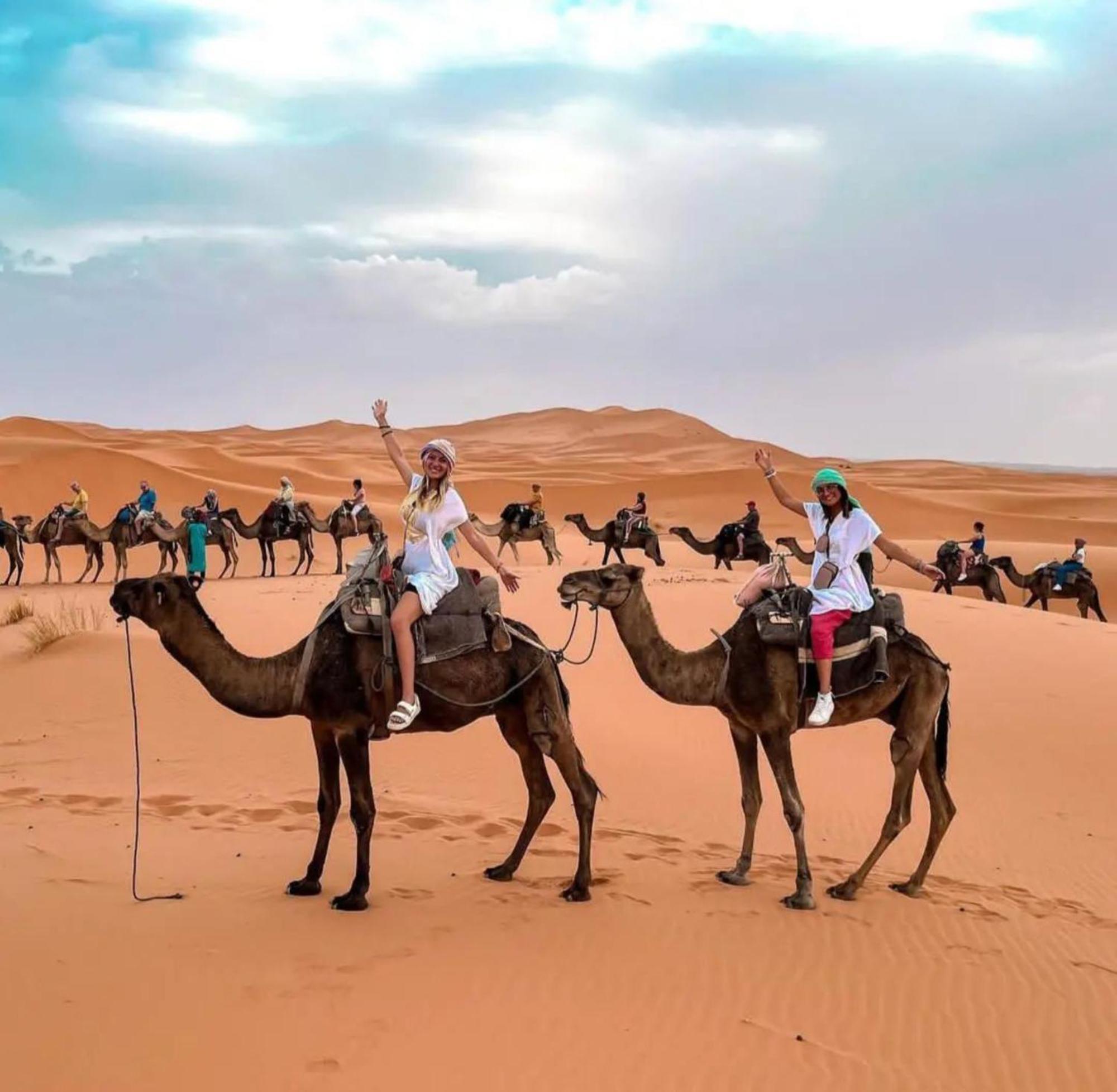Bed and Breakfast Luxury Bedouin Camp Merzouga Exterior foto