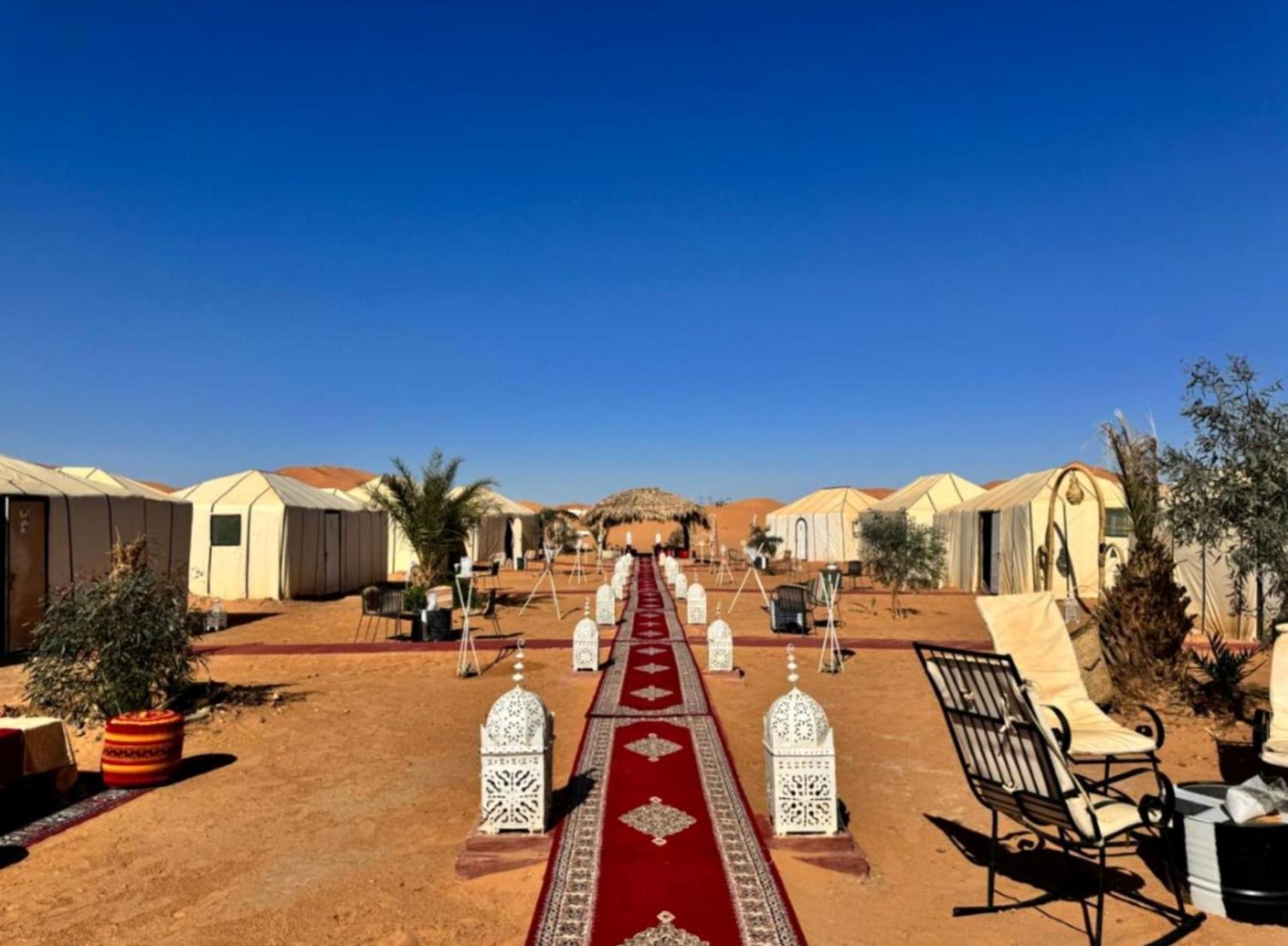 Bed and Breakfast Luxury Bedouin Camp Merzouga Exterior foto